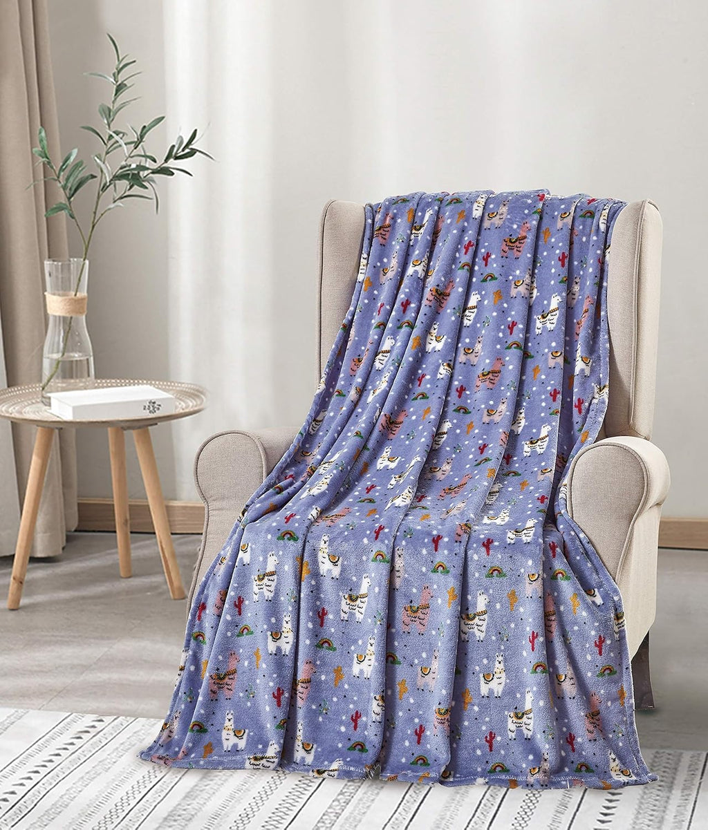 Soft Fleece Throw Blanket 50x60 – Lightweight Cozy Bed Couch Sofa Blanket for All Seasons
